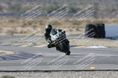 media/Oct-05-2025-CVMA (Sun) [[beeef4f201]]/Race 2-Supersport Middleweight/